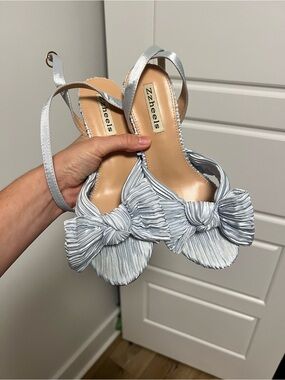Baby Blue Pleated Bow Heels